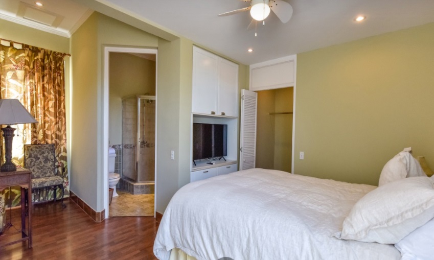 Villa Tierra del Sol Aruba Hostess