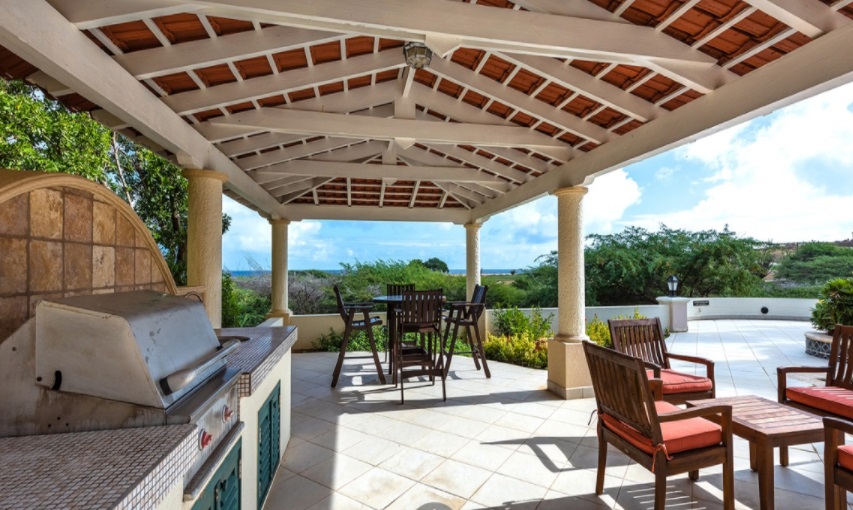 Villa Tierra del Sol Aruba Hostess